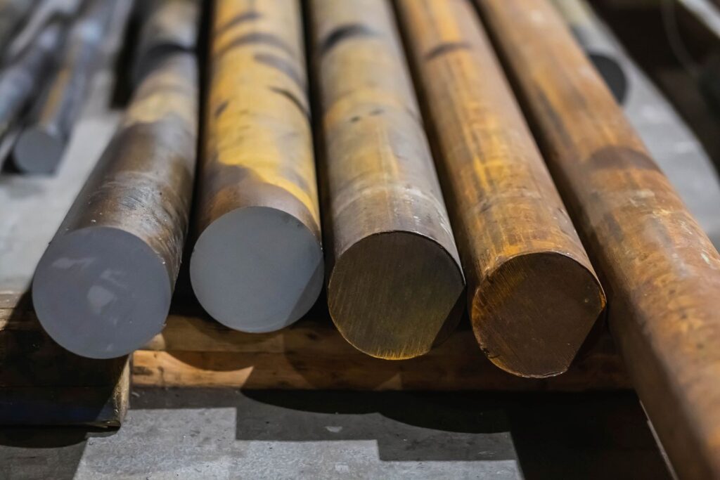 Niobium bar and rod